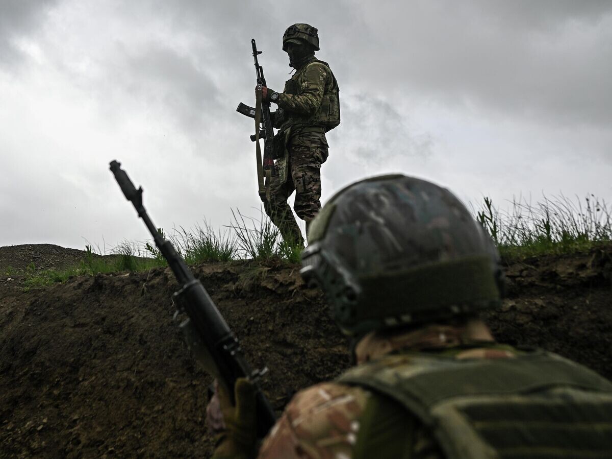   Российские военнослужащие | © РИА Новости / Сергей Бобылев