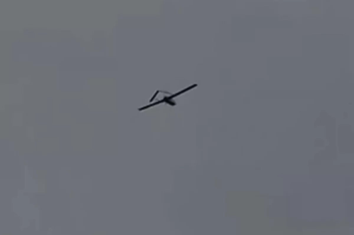    В небе над Латвией заметили шесть БПЛА и натовские истребители F-16
