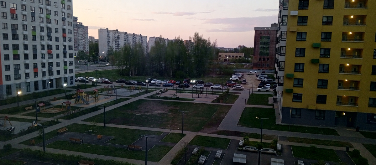 Ярославль. Рано утром, перед отъездом.