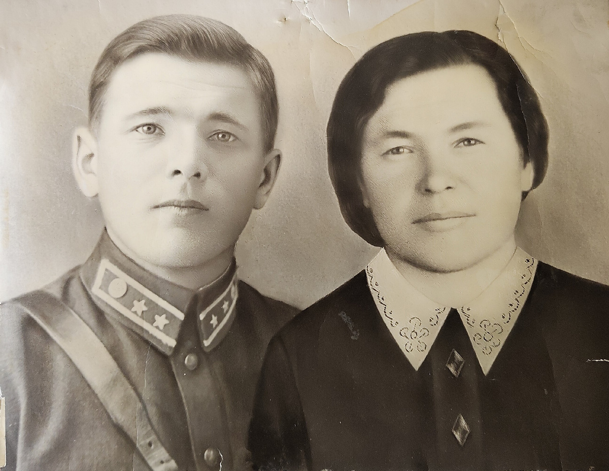 С женой Маковеевой Е.Ф.