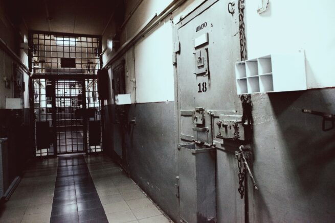 В Сочи попытка «вытащить» бойца из зоны СВО обернулась тюремными сроками