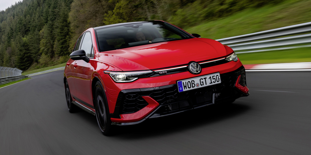 Volkswagen снова впереди: новый Golf GTI Edition 50 установил рекорд Нюрбургринга