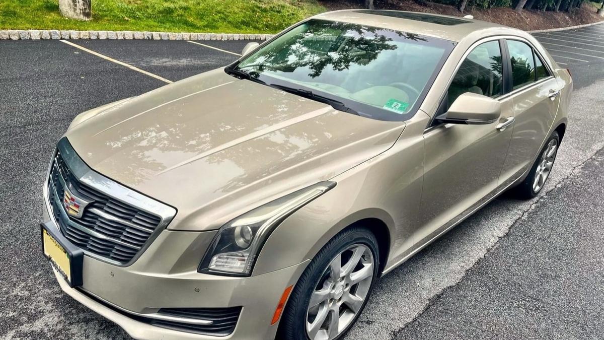 Cadillac: ATS 2015