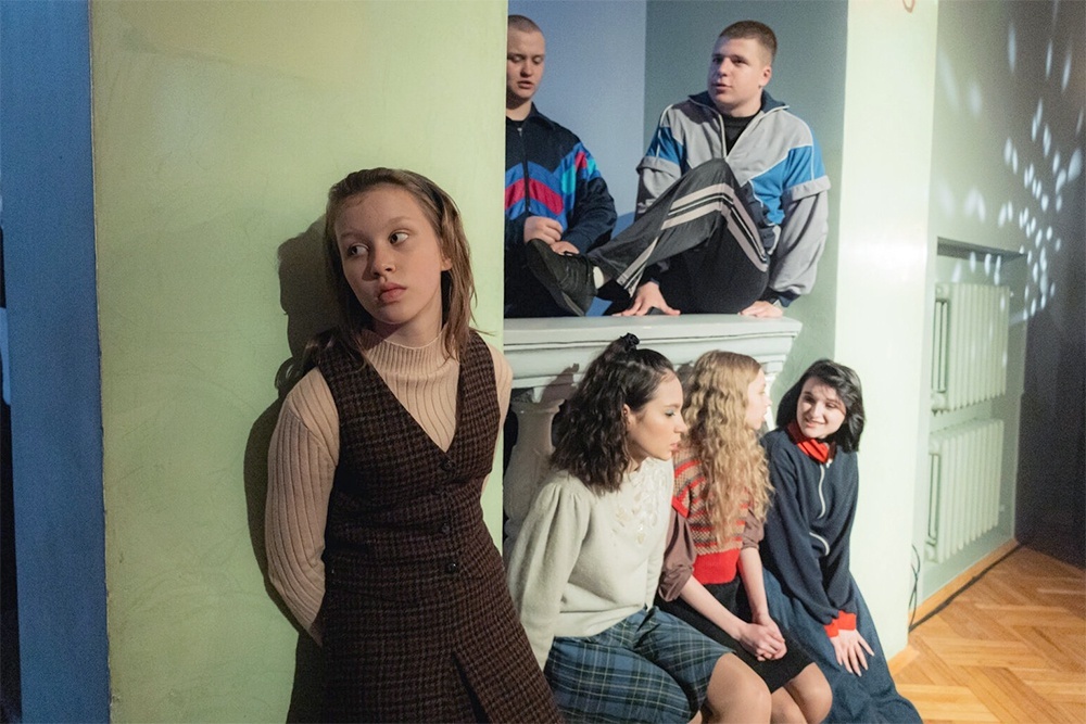    Сериал "Слово пацана, или Кровь на асфальте" возвращается на телеэкраны. Крайняя слева - актриса Анна Пересильд./PR НТВ