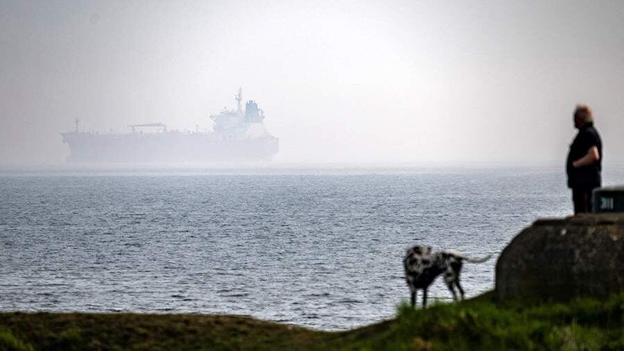 В Швеции освободили из-под стражи российского капитана танкера Sea Owl I