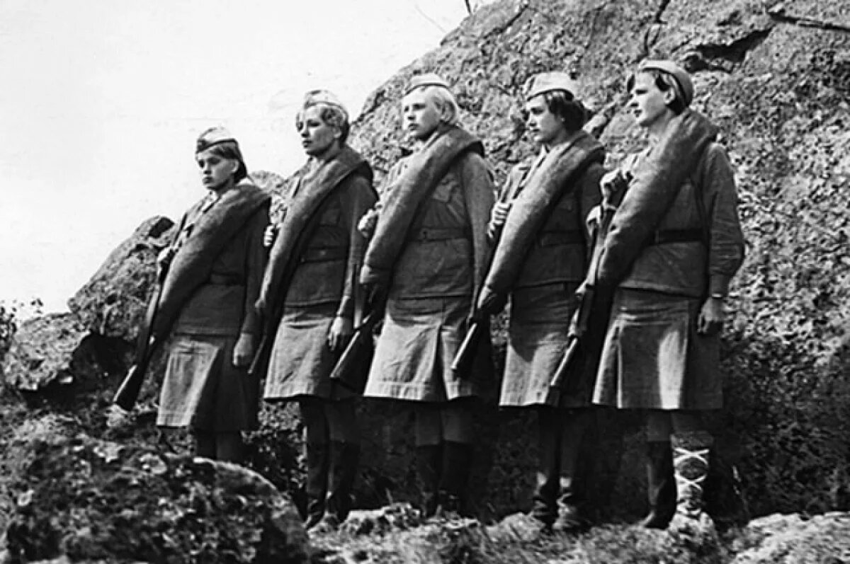    Кадр из фильма «А зори здесь тихие…», 1969 год.