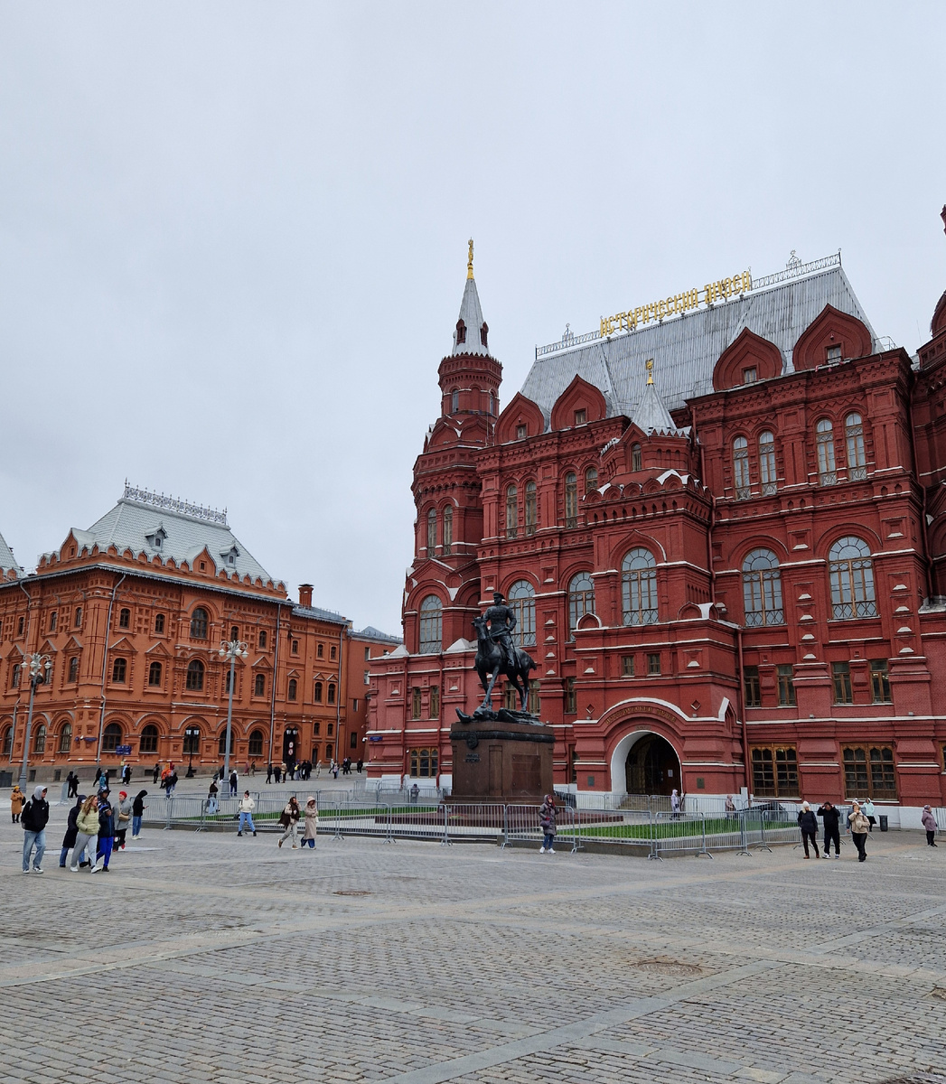 Москва весенняя