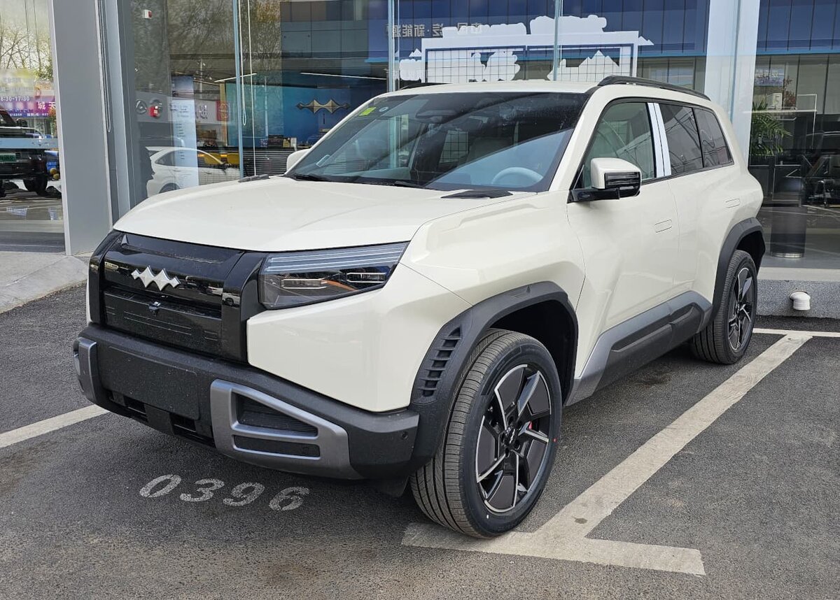    BYD FCB Tai 3