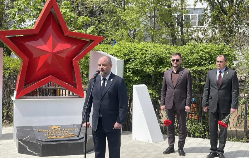 Памятник ветеранам Великой Отечественной войны после реконструкции открыли в Волгодонске