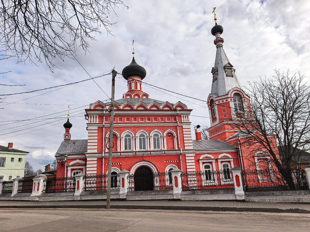 Никольская церковь в Семенове