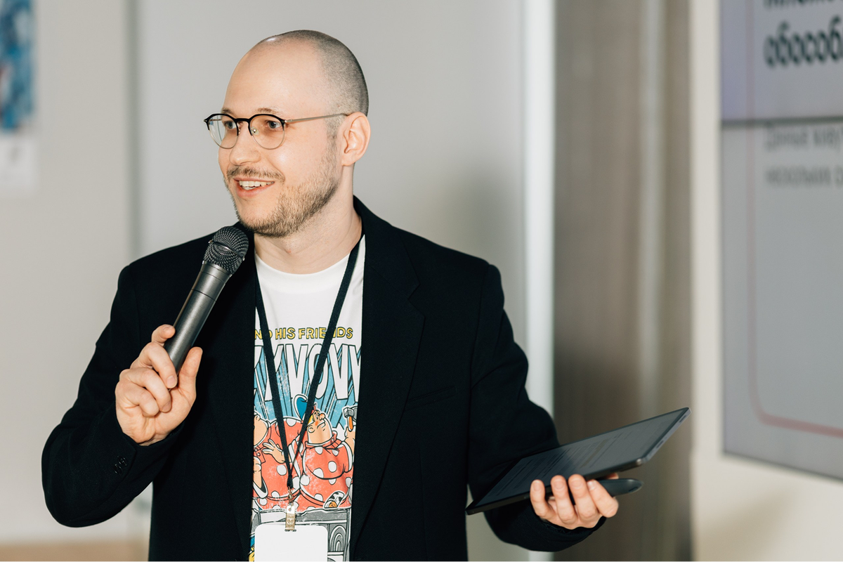 Григорий Черняев, CEO 24TTL на IDRF митапе «ИИ В E-COMMERCE: РОССИЙСКАЯ ПРАКТИКА ВНЕДРЕНИЯ»