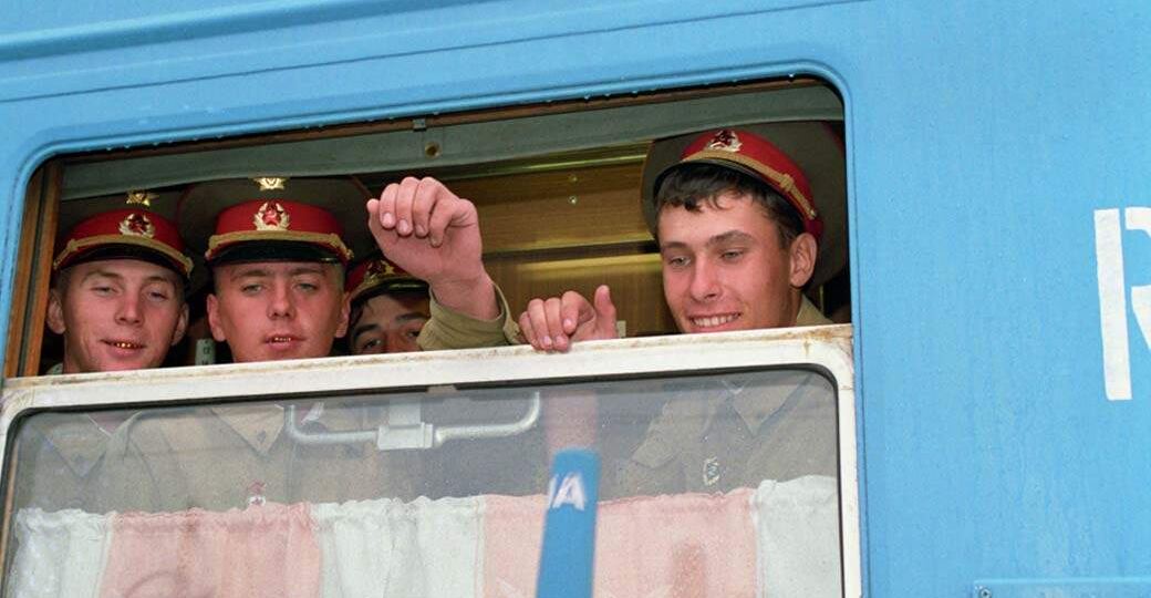 ЖД-триумф на изломе эпохи. Эшелоны через суверенитет: в 1992 году СНГ спасли логистику вывода войск из Европы
