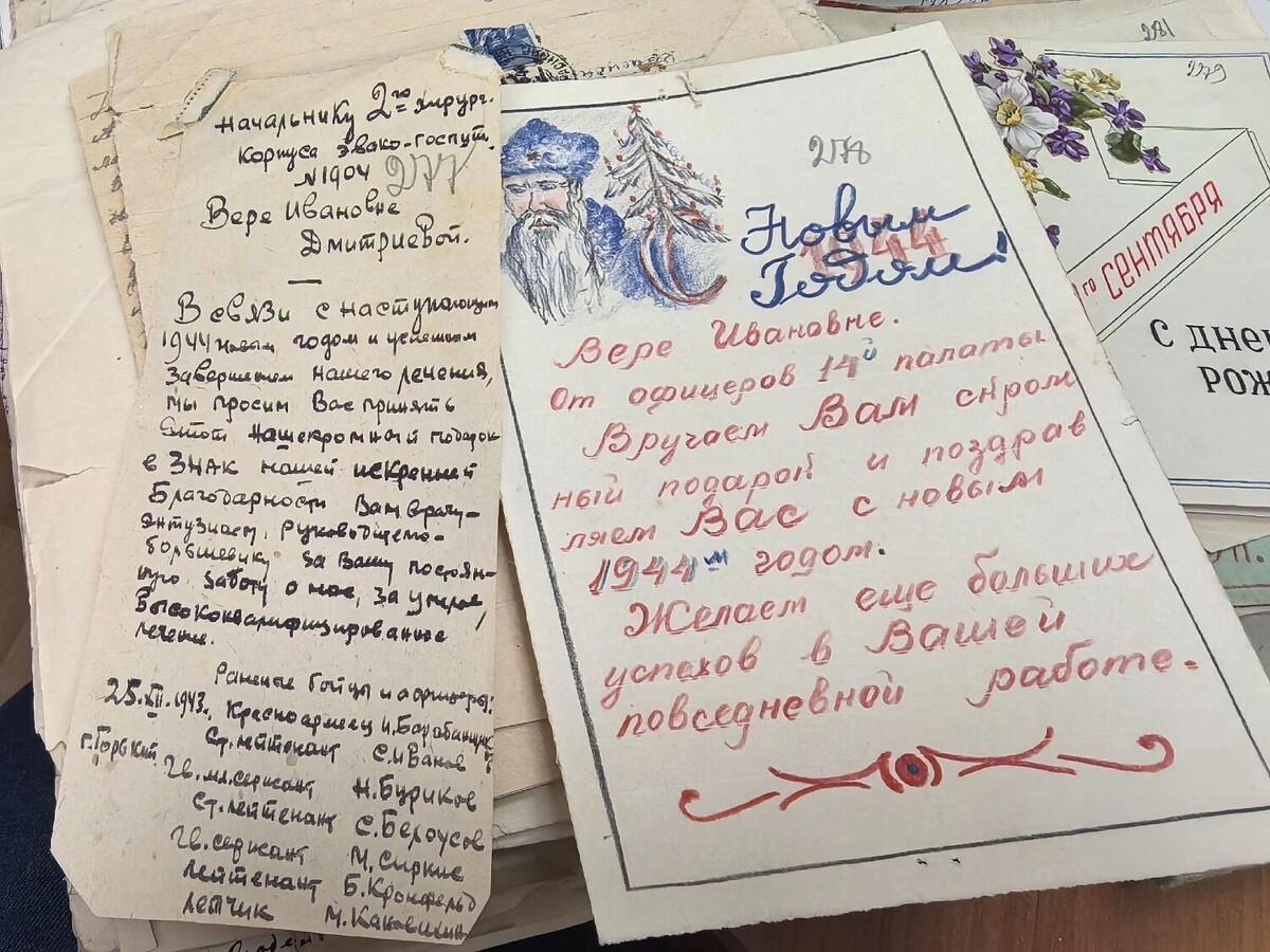   Дмитриева собрала больше 100 писем от бойцов, которые попали в госпиталь в Горьком   newsnn.ru