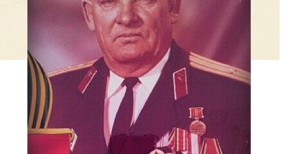 С праздником любимки мои