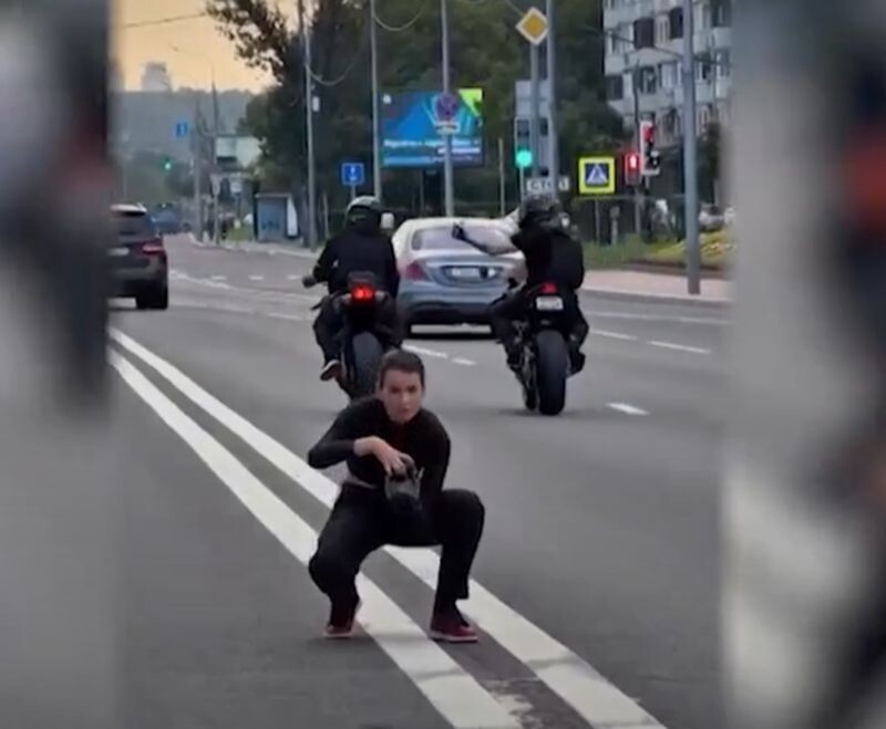 Ксения во время фотоохоты...