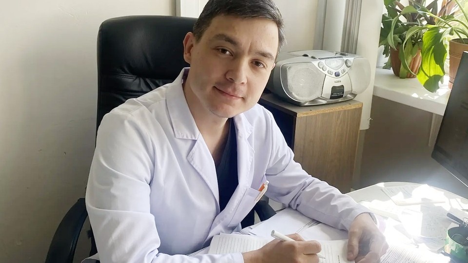 «Пациентке даже говорить не стали, что было, пока она спала!» Врач из Перми не остановил сложную операцию, когда за окном упала часть дрона
