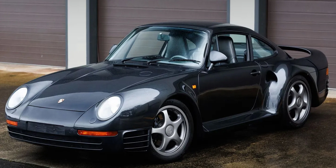 На аукцион попал редчайший Porsche 959 1987 года с минимальным пробегом.