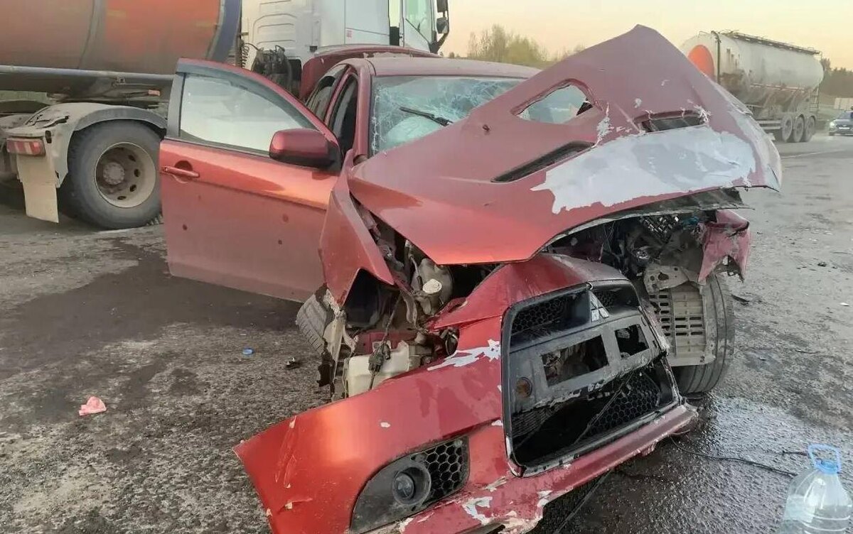    Четыре человека пострадали в ДТП с бензовозом под Ижевском