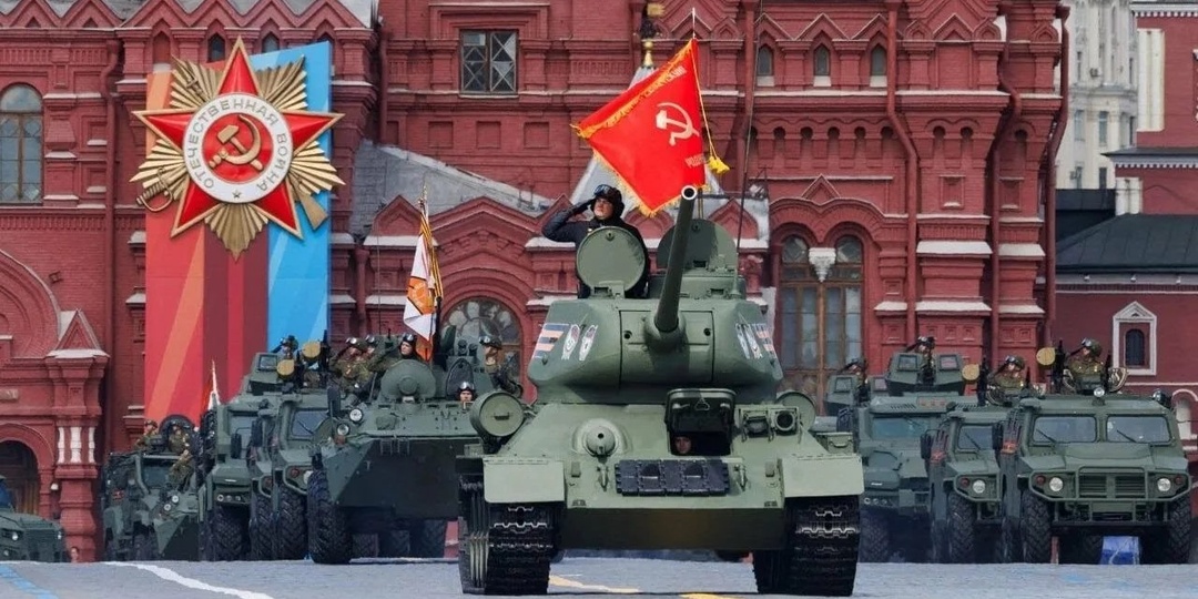 Спасибо «деду» за «галоши» до сих пор носим!! День Победы…