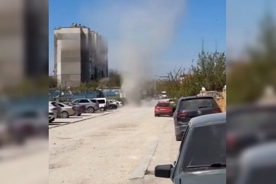    Смерч в этом районе также фиксировали в 2015 и 2019 годах. Скриншот из видео, опубликованного в сообществе "Черный список Симферополь" Вконтакте