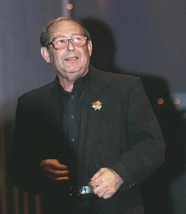 Александр Колкер.