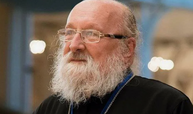 Протоиерей Александр Авдюгин живёт и служит в городе Ровеньки, недалеко от Луганска