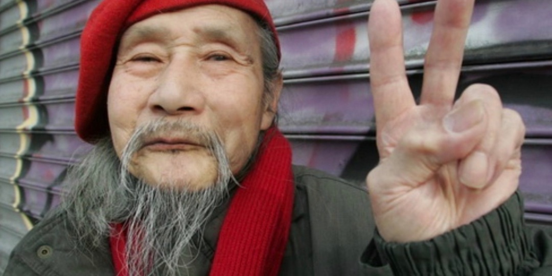 Почему 80-летний японец ходит лучше, чем 55-летний россиянин — и что он делает иначе