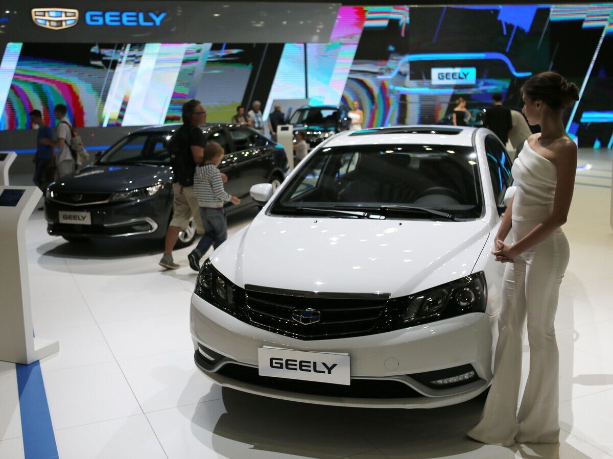    Стенд компании Geely (Китай) на Московском международном автомобильном салоне | © РИА Новости / Виталий Белоусов