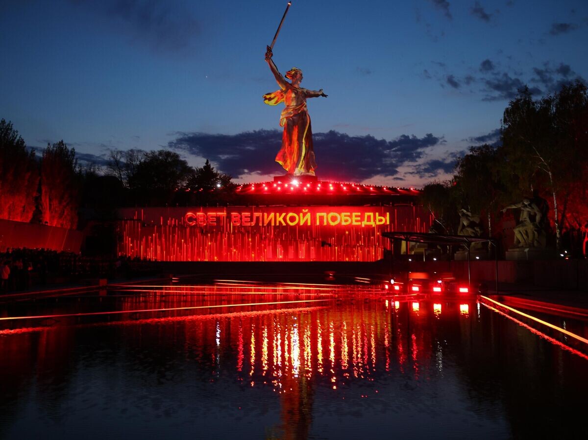    Акция "Свет великой Победы" в Волгограде | © РИА Новости / Кирилл Брага