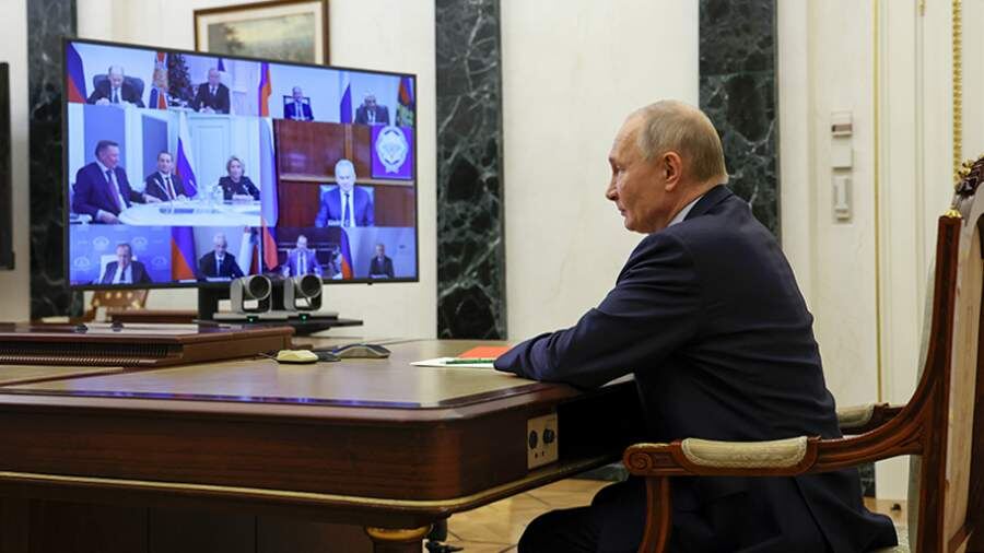 Путин обсудил с постоянными членами Совбеза атаки ВСУ и День Победы. Главное