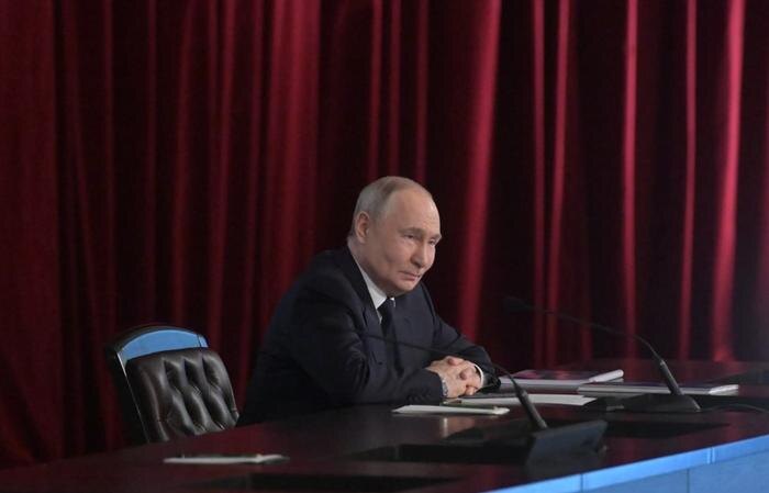 Владимир Путин. Обложка © Life.ru