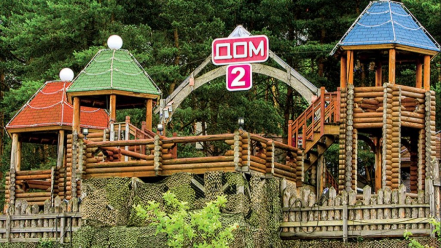 Фото: Кадр из т/п "Дом 2", 2004 г.