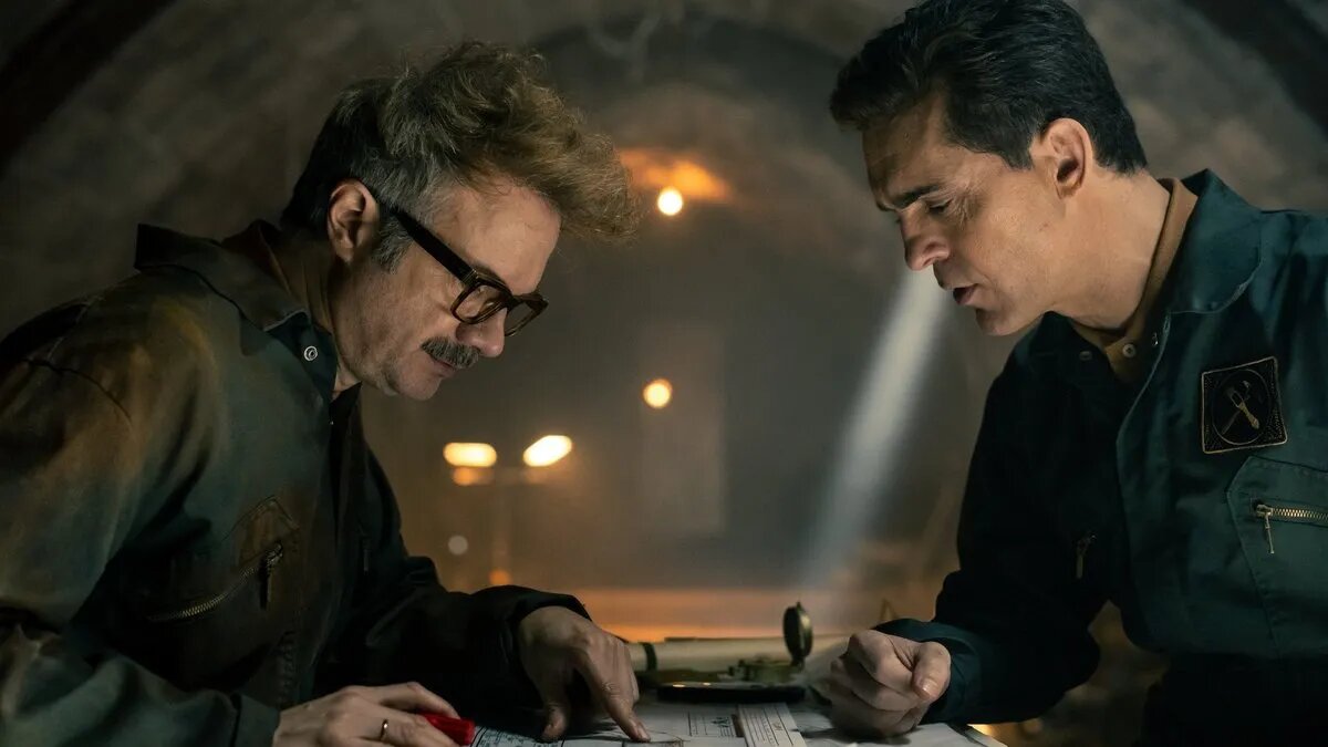 Кадр из сериала «Берлин»   📷