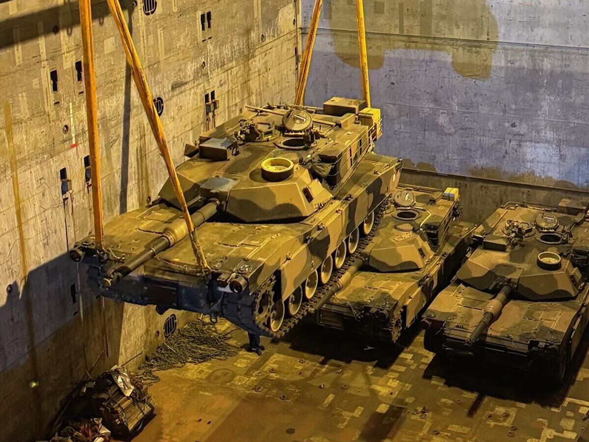    Танки Abrams M1A1 SA, переданные Австралией Украине | © Фото : Defence Australia