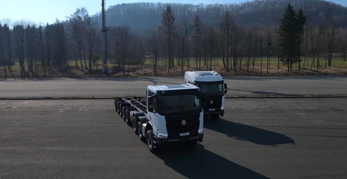    Tatra Phoenix