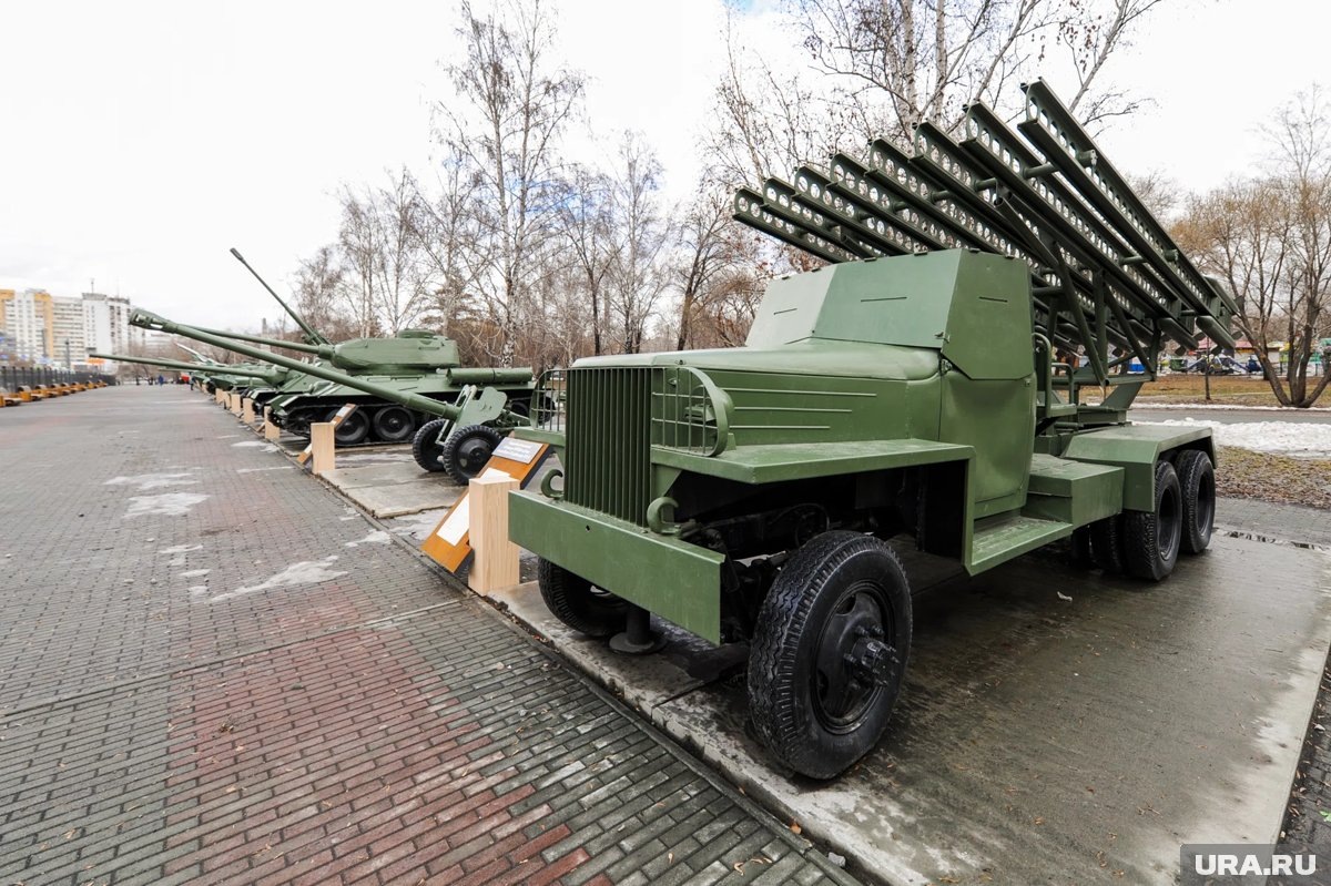   Есть версия, что боевую машину назвали в честь песни