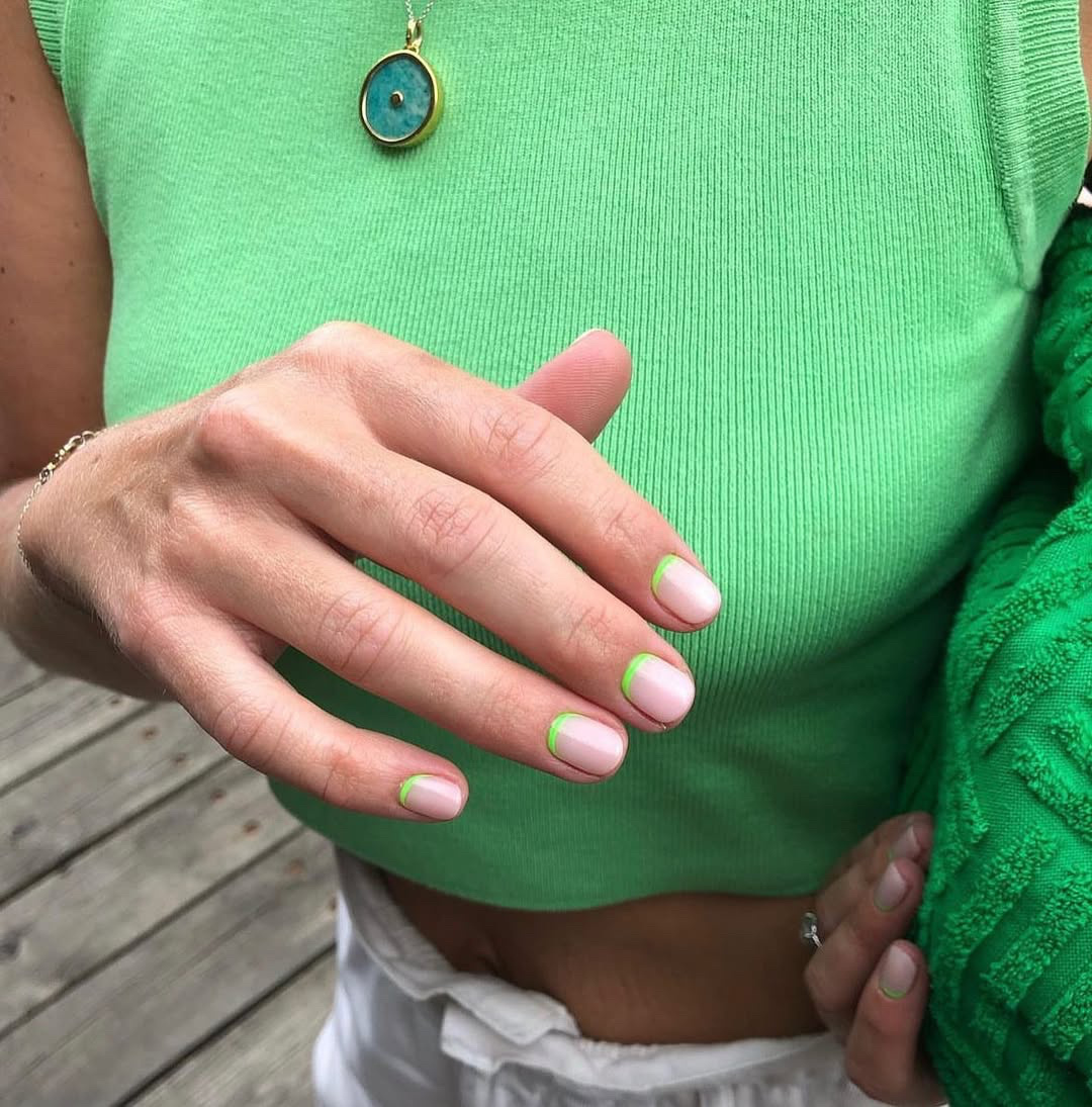    @danaegooch_