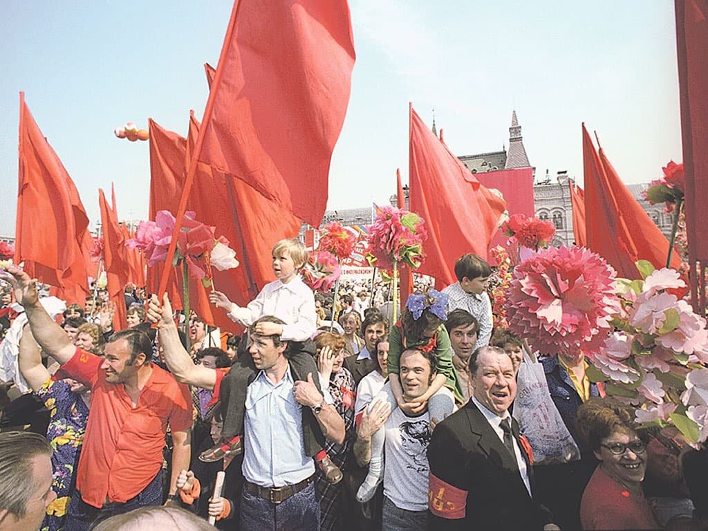 Первомайская демонстрация!!!