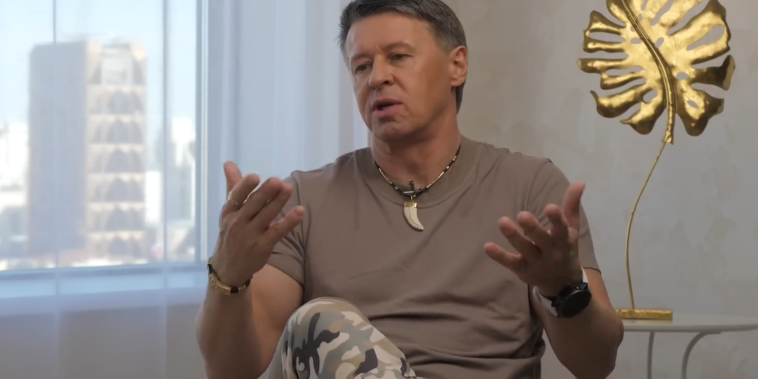 Исаев из «Уральских пельменей» закрутил новый роман — бывшая жена не промолчала