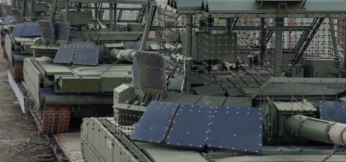 От Т-34 до Т-90М: «Уралвагонзавод» отгрузил войскам новейшие танки к 81-й годовщине Победы⁠⁠