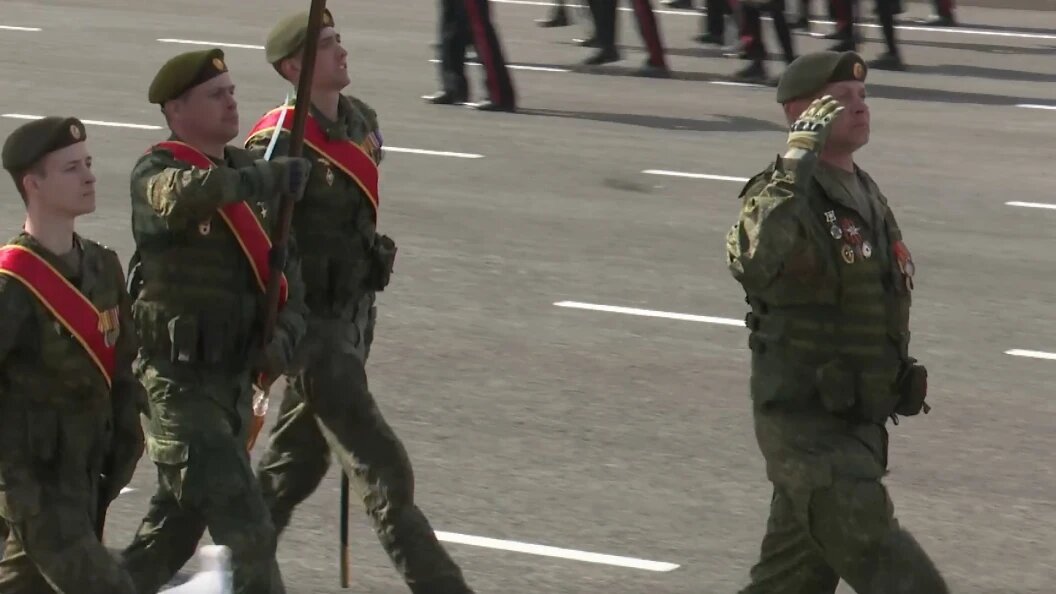    Кадры Парада Победы в Чите