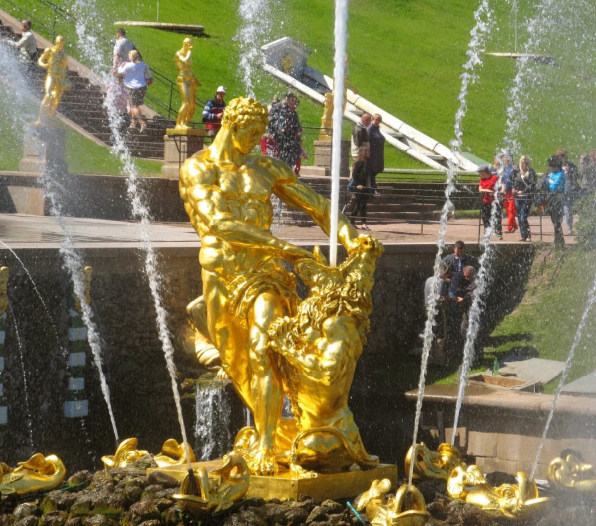 Самсон в Петергофе