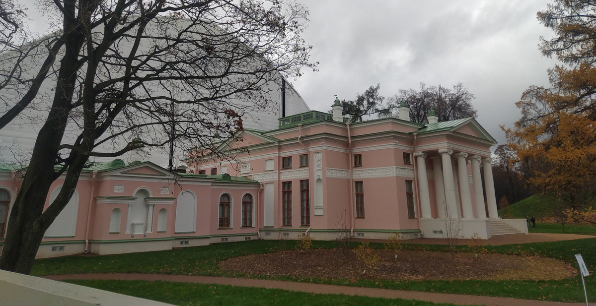 С промокодами Делимобиль Египетский павильон в Останкино еще доступнее