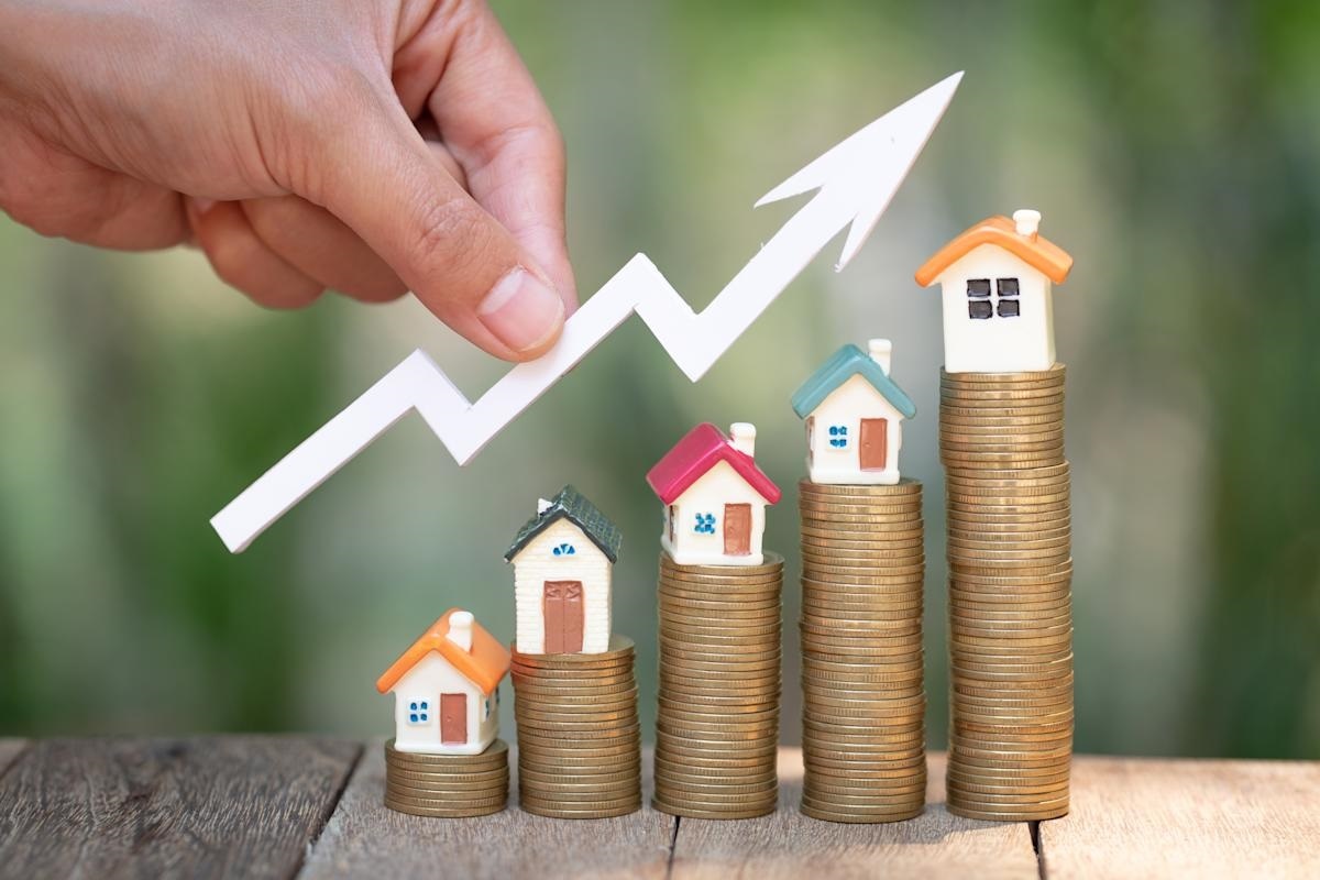 Фото с сайта: https://finance.yahoo.com/news/its-almost-always-a-good-time-to-invest-in-real-estate-200336385.html