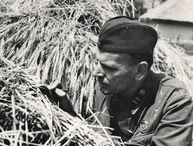 К. Г. Паустовский - военкор на Южном фронте, 1941 год. Фото: Музей - культурный центр "Интеграция" им. Н. А. Островского. 