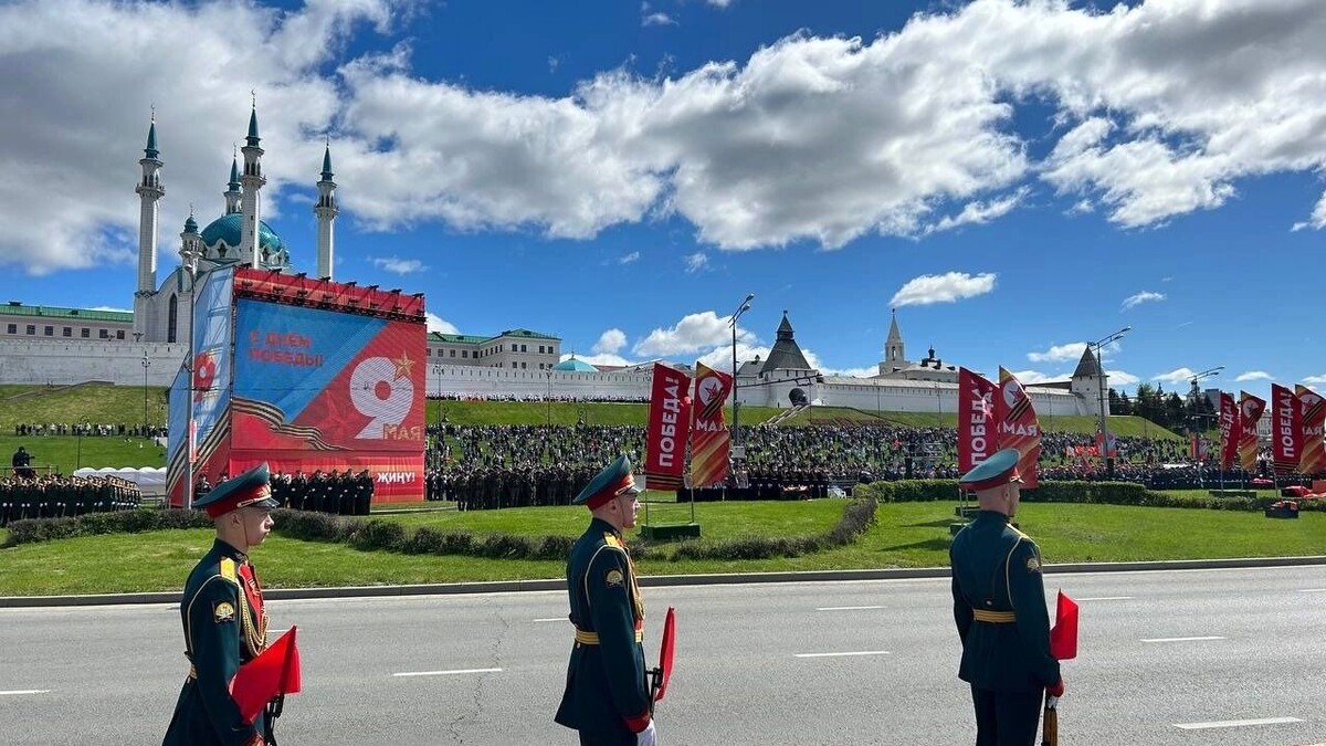    Парад Победы в Казани   inkazan.ru