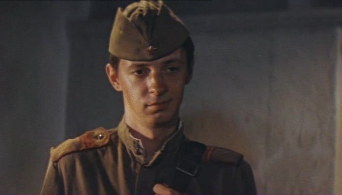 Кадр из фильма «Дачная поездка сержанта Цыбули» (1979)