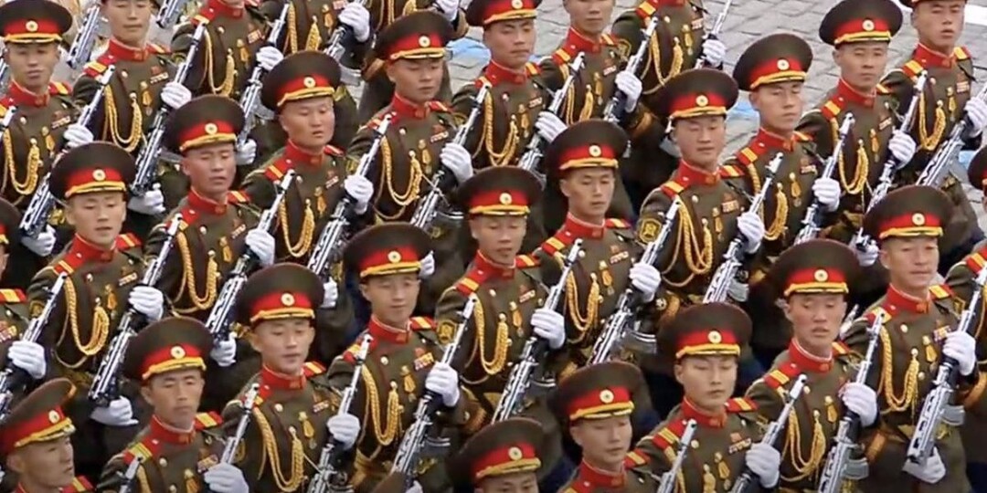 Северокорейские военные приняли участие в параде на Красной площади
