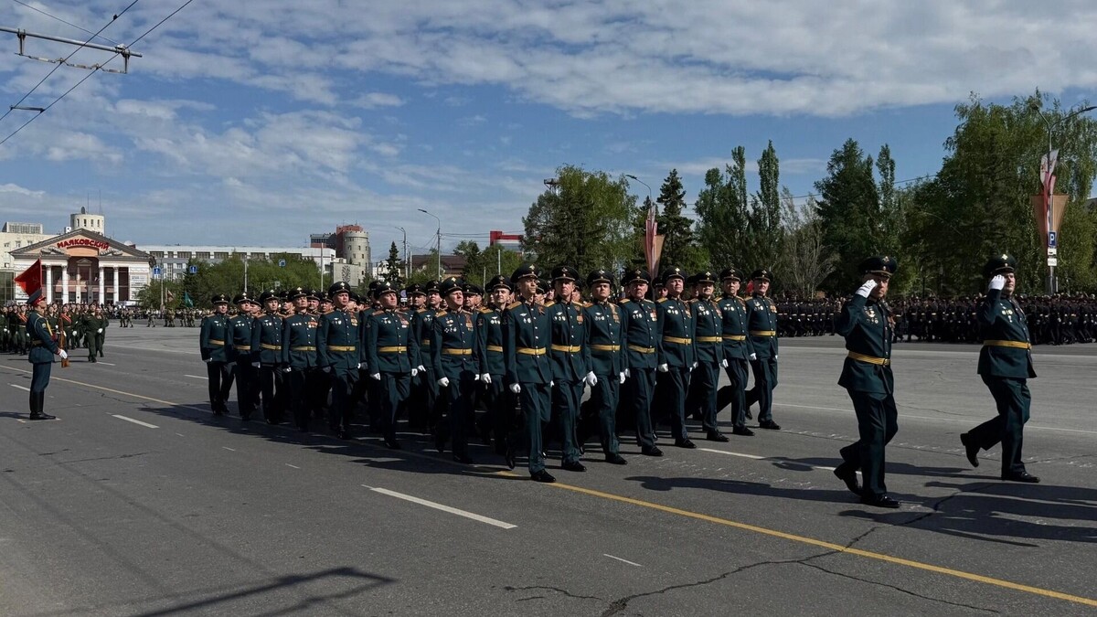    Как в Омске прошел парад Победы-2026 без тяжелой военной техники   Ольга Скворцова / gorod55.ru