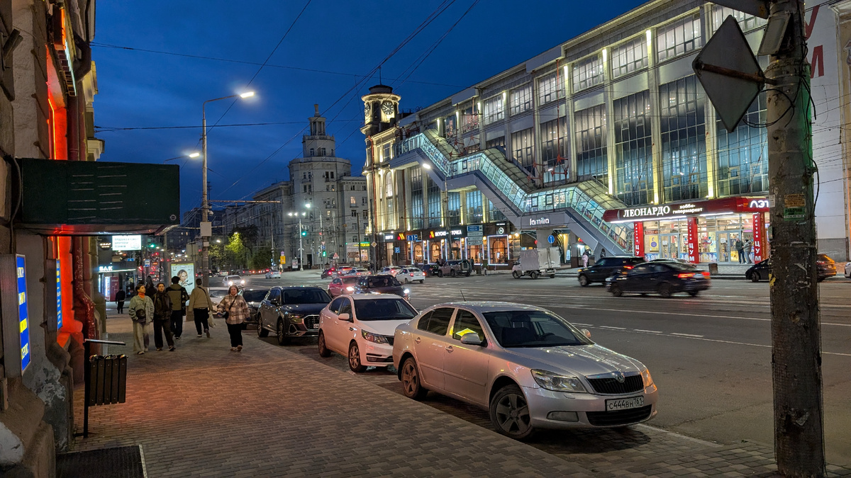 Будённовский проспект вечер, Ростов-на-Дону 